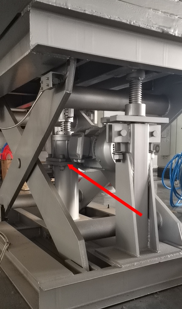 絲桿升降機用于大負載升降平臺案例